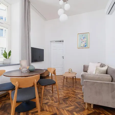 With The Balcony - Augustianska 1 Apartment